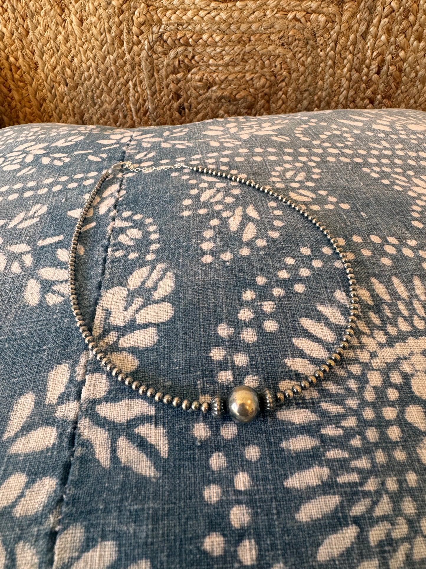 Graduated oxidized sterling silver Pearl necklace